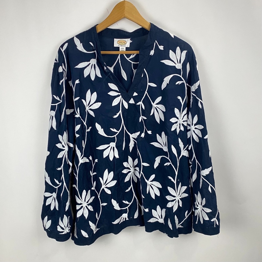 Talbots V-Neck Navy White Floral Embroidered Tunic Top